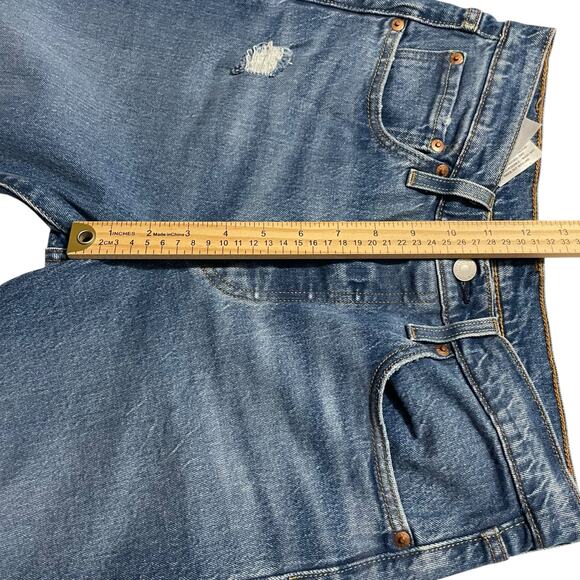 Levis 501 Womens Jeans Size 28 Button Fly Straight Medium Wash Distressed Denim - Picture 11 of 12